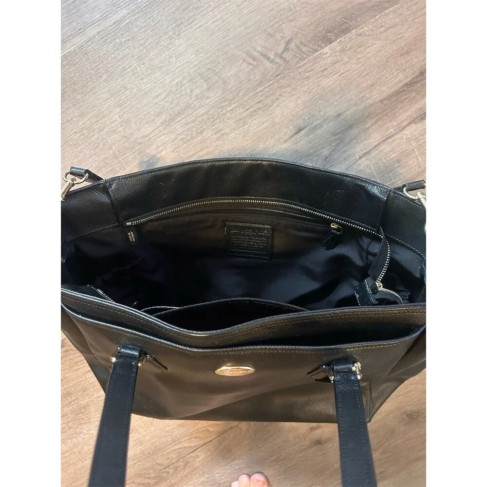 Coach Tote Bag Womens Large Black Pebbled Leather Zip Detachable Strap